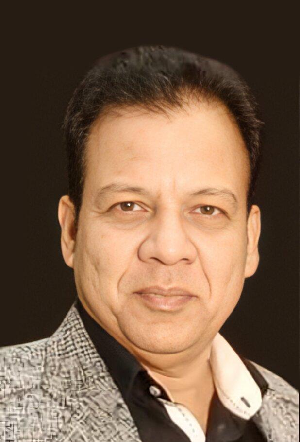 Acharya Anup Saxena — Multi-Tradition Jyotishacharya
